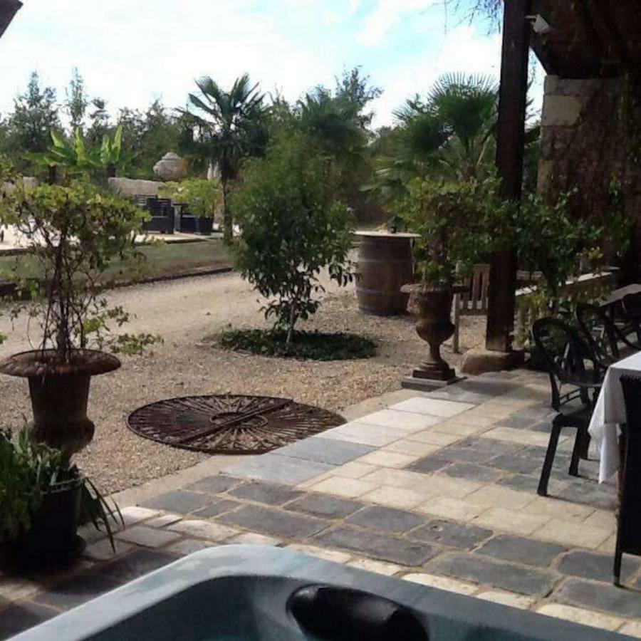 Bed and Breakfast En Bord De Riviere Casseneuil Экстерьер фото